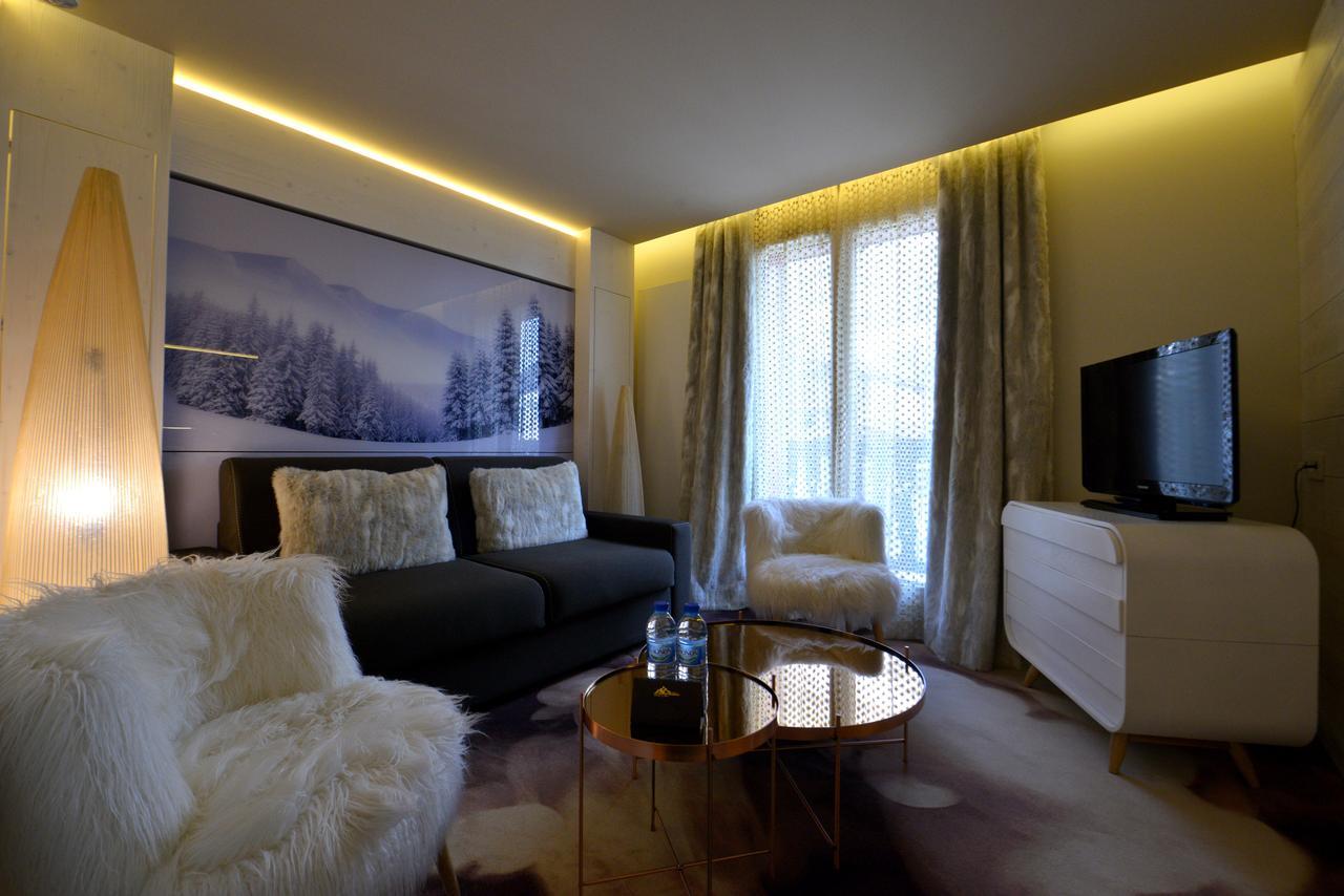 Tsanteleina 4*